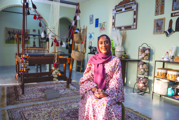 VIDEO: Weaving her passion through traditional Bahraini handloom